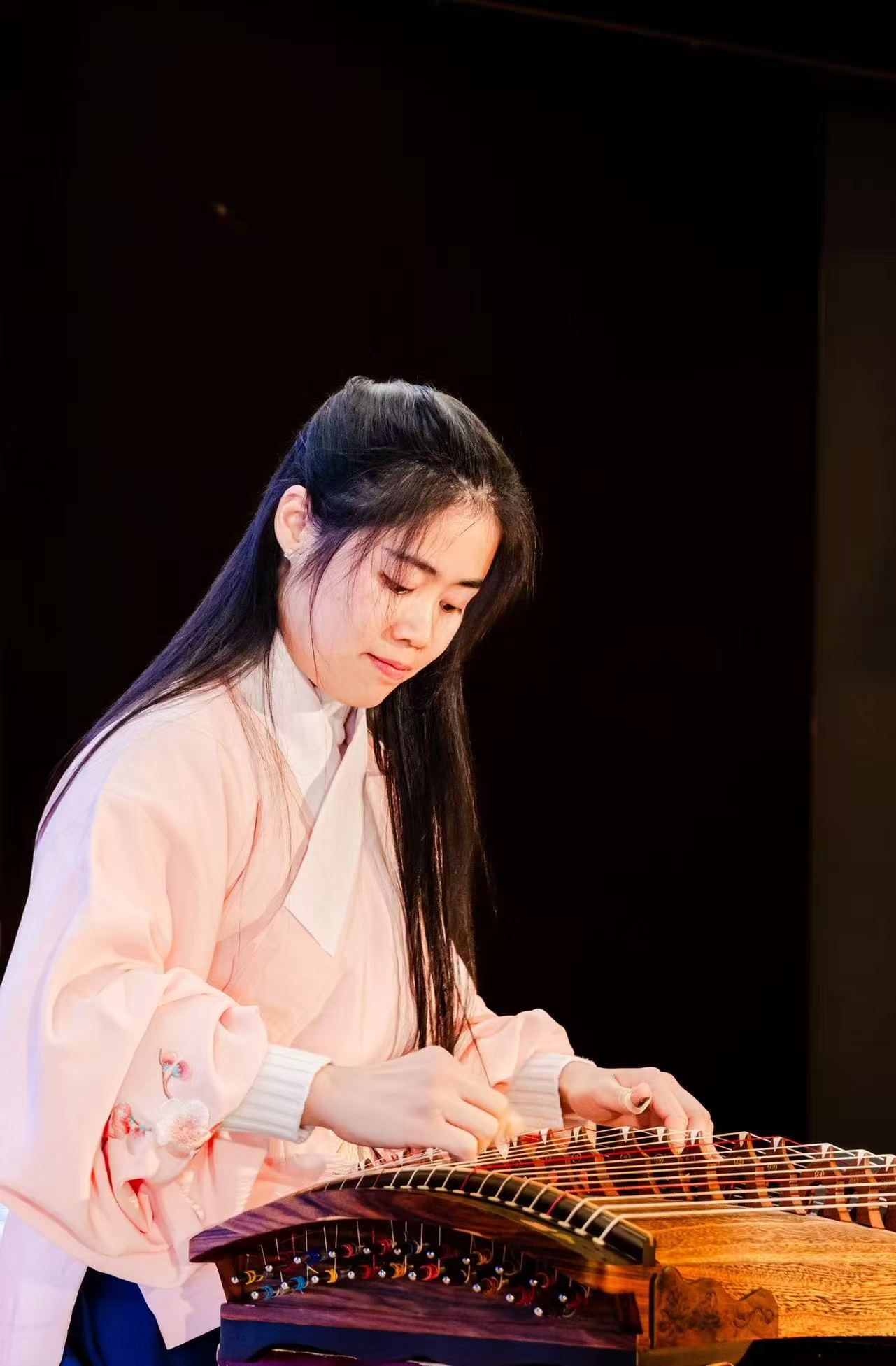 Liaoliao performance photo 3